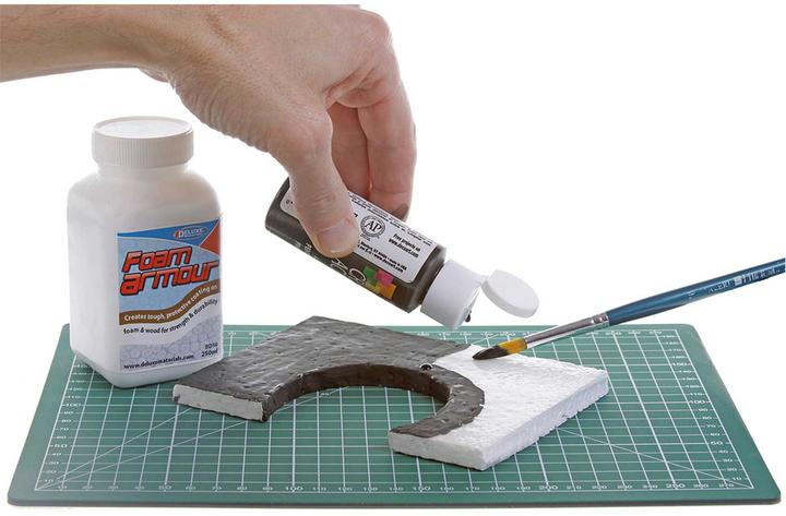 Actual product image Deluxe Materials Foam Armour 250g (280 g, 250 ml)