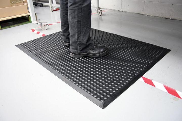 Actual product image kaiserkraft Anti-fatigue mat, flame retardant (900 x 1200 mm)