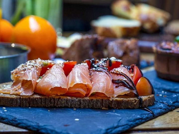 Produktbild Smartbox Wellnesstag zu zweit mit Frühstück, Spa und Weinbergspaziergang im Lavaux (2 Pers.)