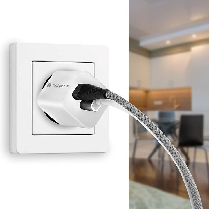Actual product image Everactive USB/USB-C charger QC3.0 30W GaN technology White (30 W)