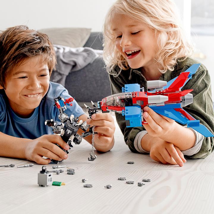 Actual product image LEGO Spiderjet vs. Venom Mech (76150, LEGO Marvel)