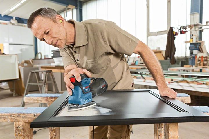Produktbild Bosch Professional Schwingschleifer GSS 160 Multi (Schwingschleifer, 180 W)
