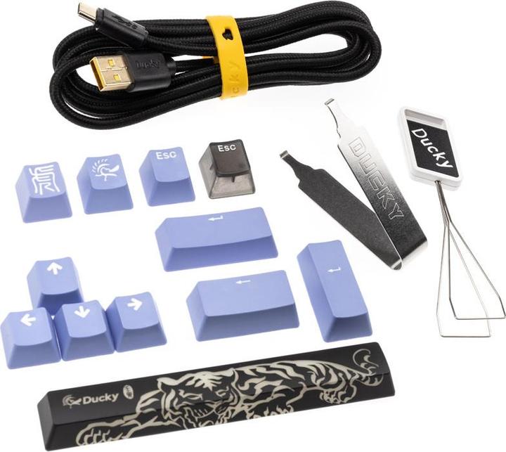 Actual product image Ducky One 3 Aura (DE, Cable)