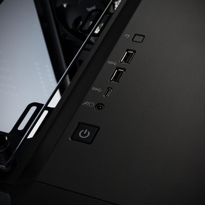 Immagine prodotto Corsair 680X RGB (ATX, mATX, Mini-ITX, E-ATX)