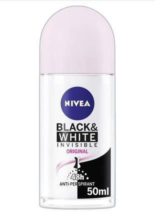 Produktbild NIVEA Black & White Invisible (Roll-on, 50 ml)