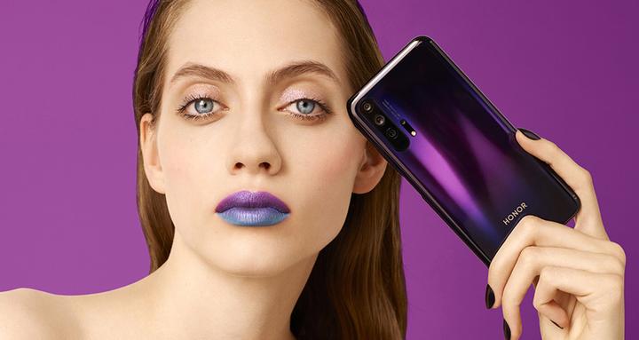 Produktbild Honor 20 Pro (256 GB, Phantom Black, 6.26", Dual SIM, 48 Mpx, 4G)