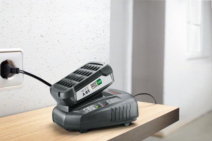 Actual product image Bosch Home & Garden Starter set PBA 18V (2x2.5Ah) + AL 1830 CV (18 V)