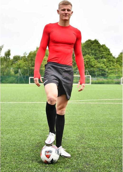 Actual product image Precision Essential Baselayer (L)