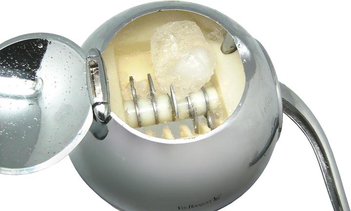 Actual product image VinBouquet Ice Crusher
