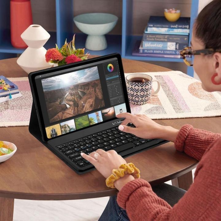 Immagine prodotto Tech-Protect Custodia SC Pen + Keyboard con tastiera (Ing. Int., Galaxy Tab A9+)