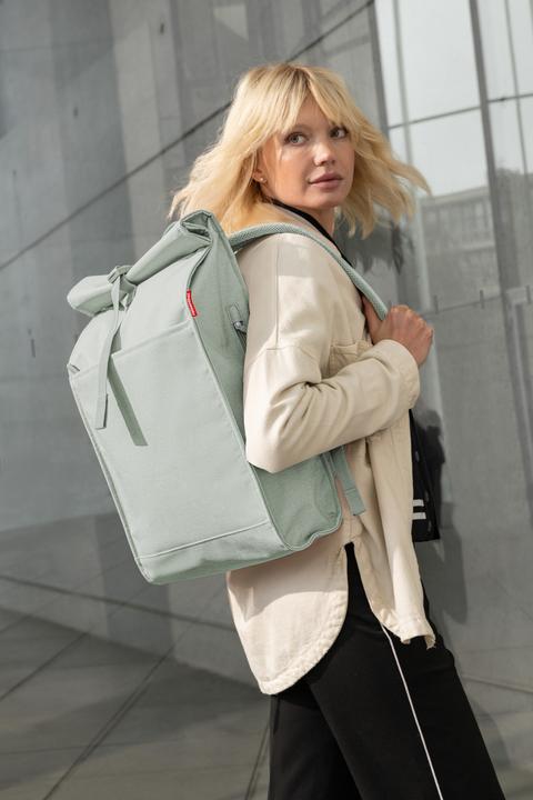 Produktbild reisenthel Rucksack urban rolltop Kunststoff grün 16,0 l (16 l)