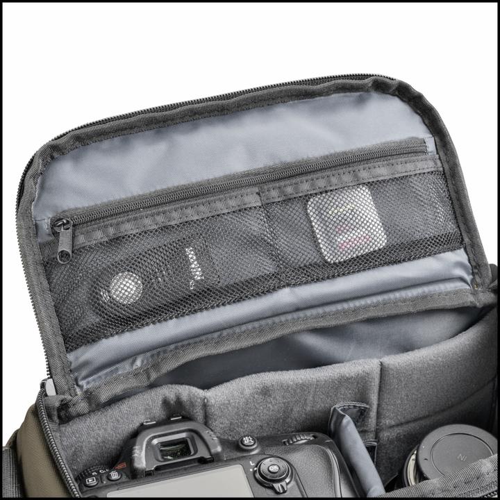 Image du produit mantona Sacoche pour appareil photo Milano grande (Sac à bandoulière pour appareil photo)