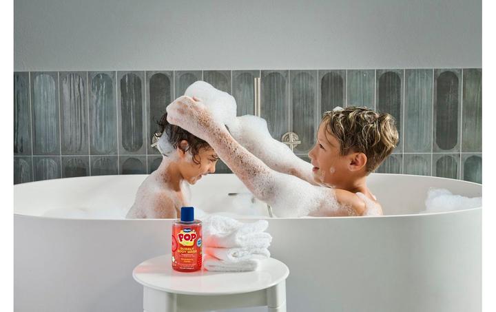 Actual product image Chicco Duschmittel Bubbly Erdbeere 300 ml