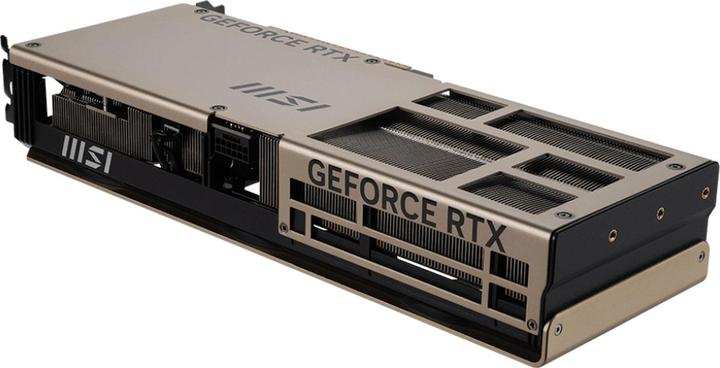 Produktbild MSI GeForce RTX 5070 INSPIRE 3X OC (12 GB)