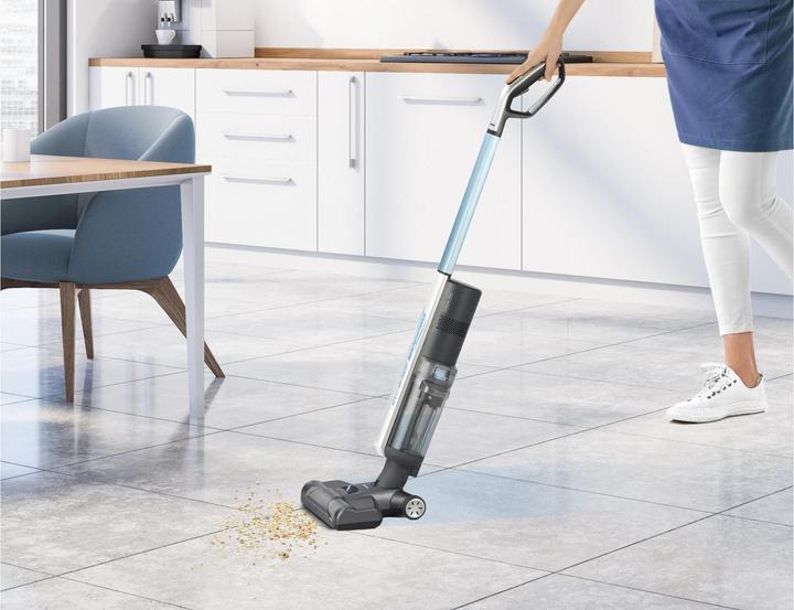 Actual product image Trisa Wet Clean Professional T9813
