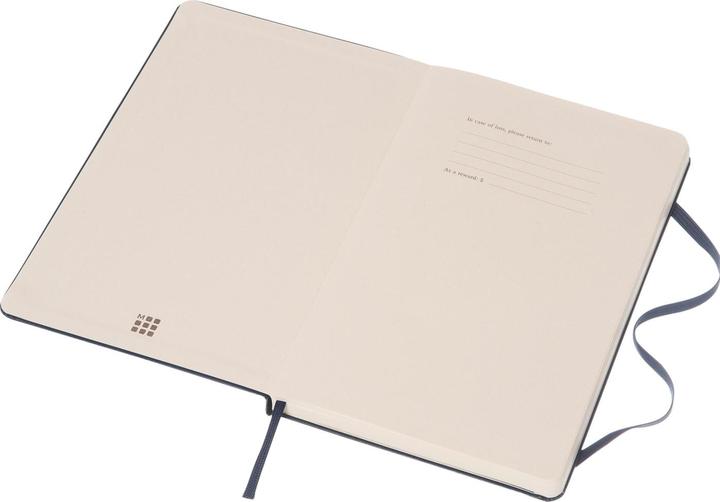 Actual product image Moleskine Classic L (A5, Plain, Hardcover)