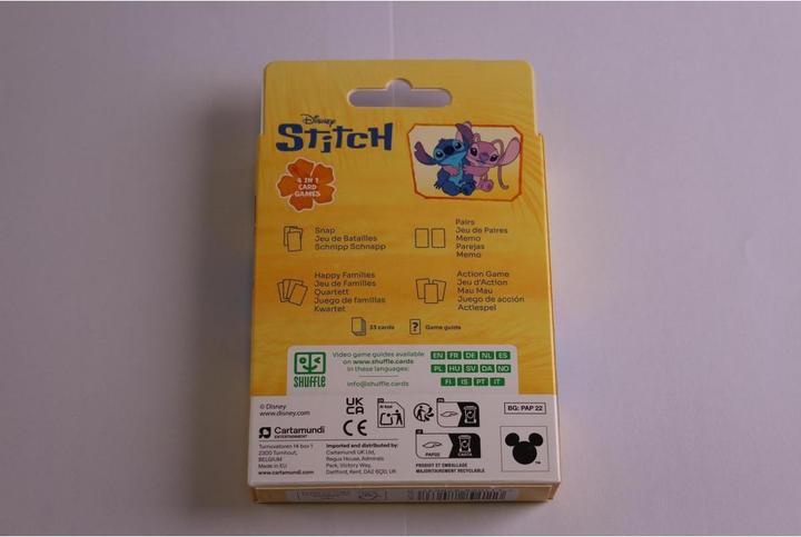 Actual product image Cartamundi Jeu De Famille Stitch (French)