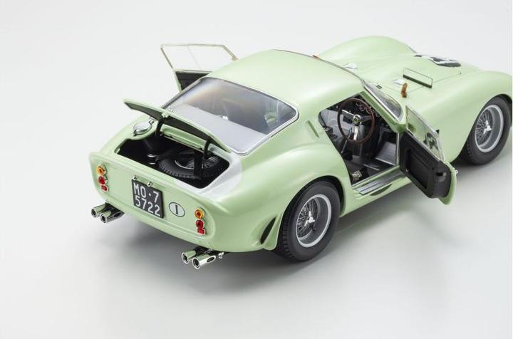 Image du produit Kyosho Ferrari 250 GTO Goodwood Tourist Trophy 1:18