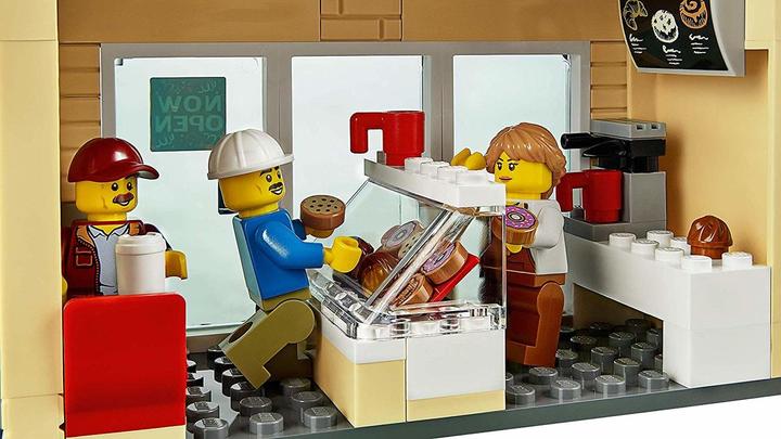 Image du produit LEGO Ouverture d'une grande beignerie (60233, LEGO City)