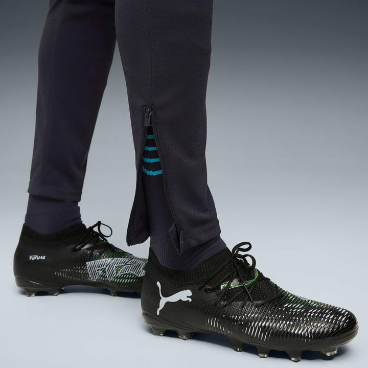 Actual product image Puma OM Training Pants w/ pockets (L)