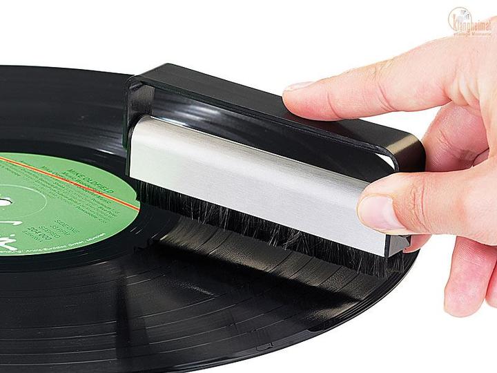 Actual product image Dynavox Antistatic brush (Record player cleaning)