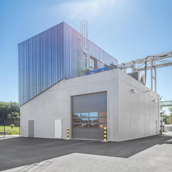 Produktbild Munk Einzügige Steigleiter mit Rückenschutz Aluminium blank 5,96m (596 cm)