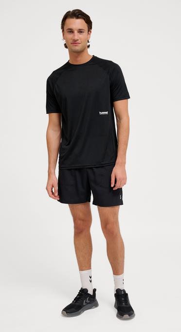 Actual product image hummel hmlPULSE WORKOUT T-SHIRT S/S (S)