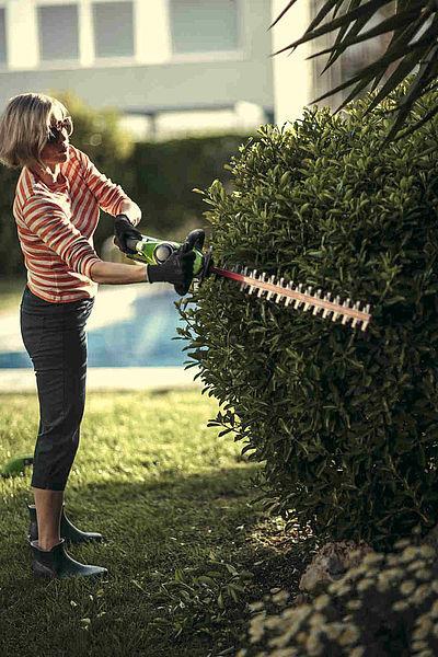Actual product image Greenworks Hedge Pruner 40V g40ht61 (tool only) (Cordless hedgecutters)
