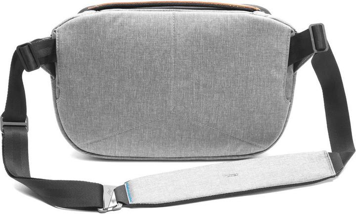 Actual product image Peak Design Everyday Sling 5L (Camera shoulder bag)