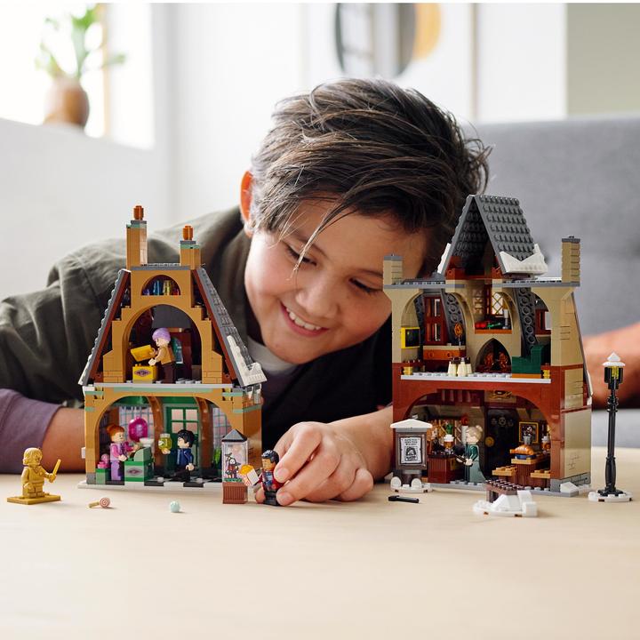 Produktbild LEGO Besuch in Hogsmeade (76388, LEGO Harry Potter)