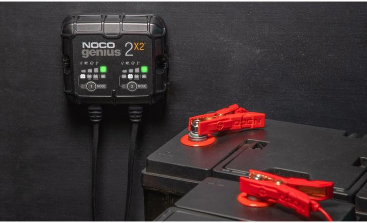Actual product image Noco Genius2X2 (12V, 6V, 4 A)