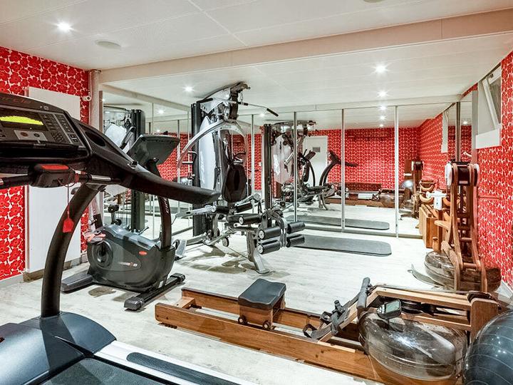 Actual product image Smartbox 2 days to discover the treasures of Zurich in a 3* hotel with sauna and fitness room (2 pers.)