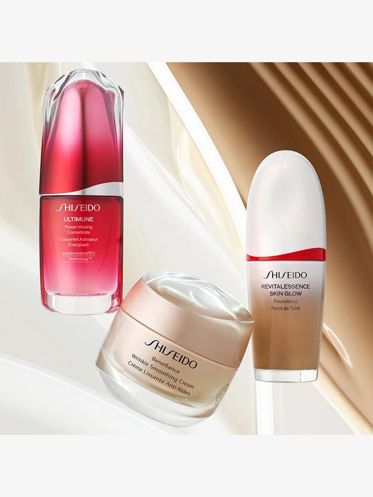 Image du produit Shiseido Revitalizing Skin Glow Fond de teint No 210 (210 Bouleau)