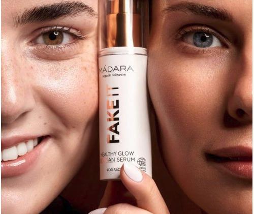 Immagine prodotto Madara Self Tan Milk FAKE IT Healthy Glow Self Tan Serum "Màdara autoabbronzante per il viso". (Schiuma autoabbronzante, 30 ml)