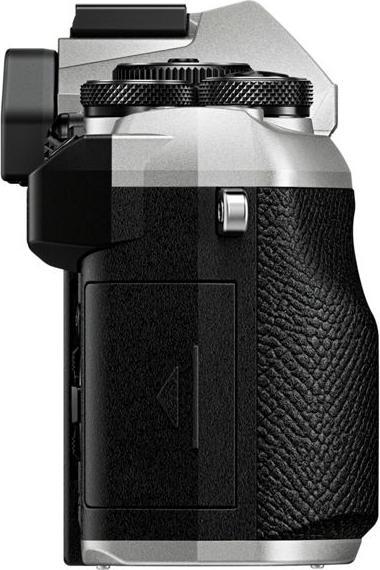 Actual product image OM System OM-5 Mark II 12-45mm PRO Kit SLV (12 - 45 mm, 20.40 Mpx, Micro Four Thirds)