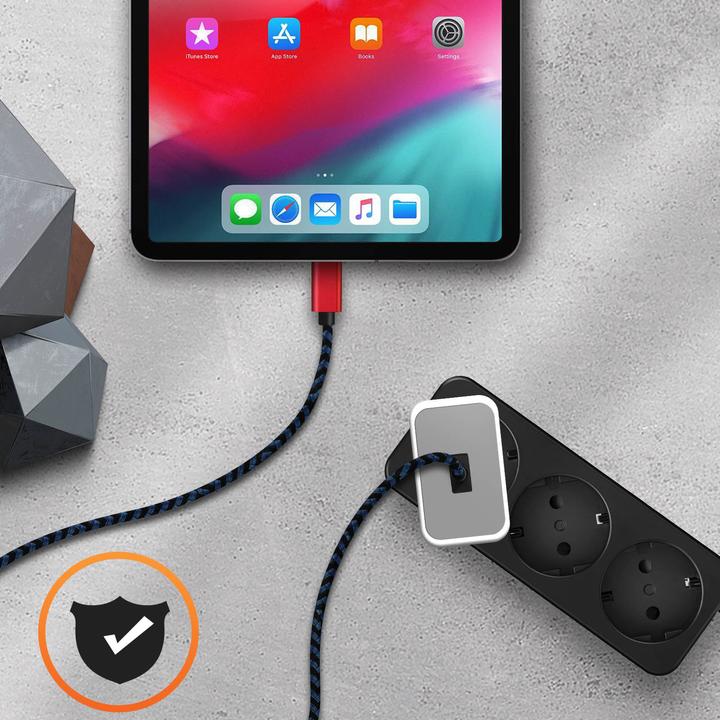 Actual product image LinQ USB-C Power Delivery 20W fast charger, wall charger, - White (20 W)