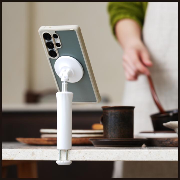 Actual product image Araree Selfie Stick Magfie Pod Lite Tripod MagSafe white