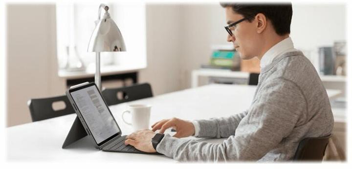 Actual product image Logitech Combo Touch (DE, iPad Pro 12.9 2021 (5th Gen), iPad Pro 12.9 2022 (6th Gen))
