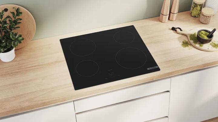 Produktbild Bosch Hausgeräte Series 4, Electric hob, 60 cm, Black, surface mount without frame, PKE611BA2M