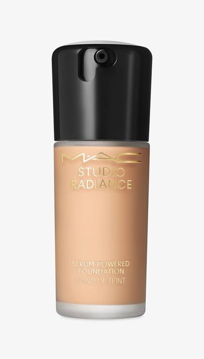 MAC Cosmetics M.A.C. Studio Rad Serum Pow Fond de Teint NW18 (Nr. NW18)