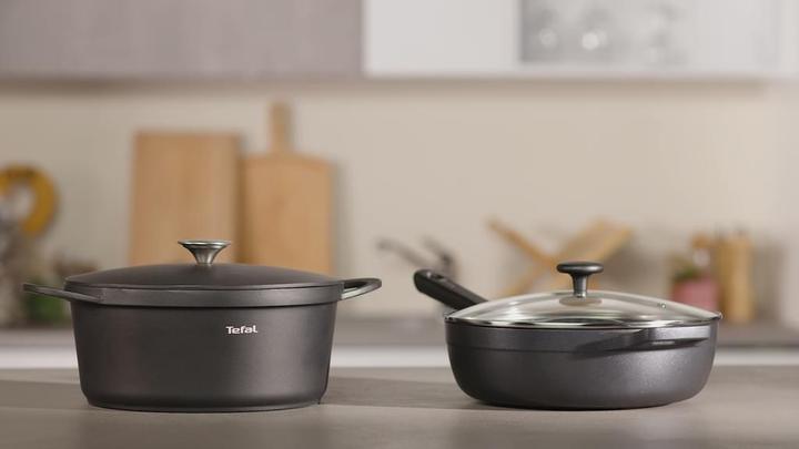 Image du produit Tefal Trattoria (28 cm, Poêle à frire, Acier au carbone)