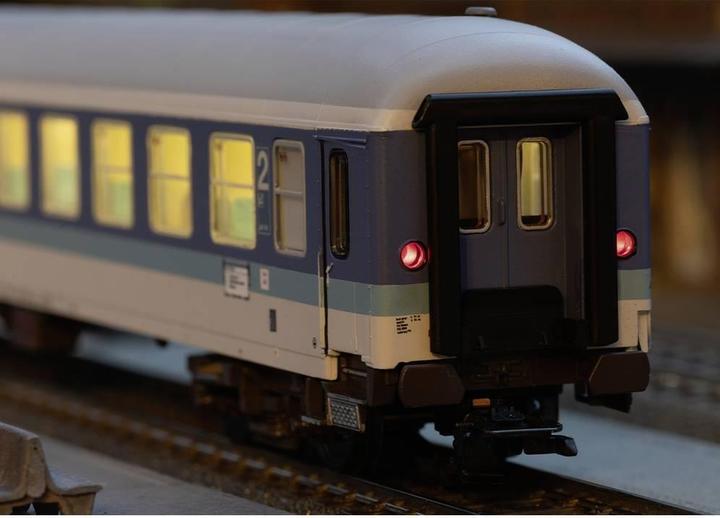Actual product image Trix H0 T23201 InterRegio passenger coach set (Track H0)