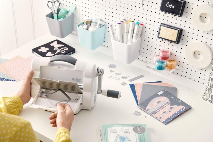 Produktbild Sizzix Big Shot Foldaway Starter Kit (10 Blätter, A5)