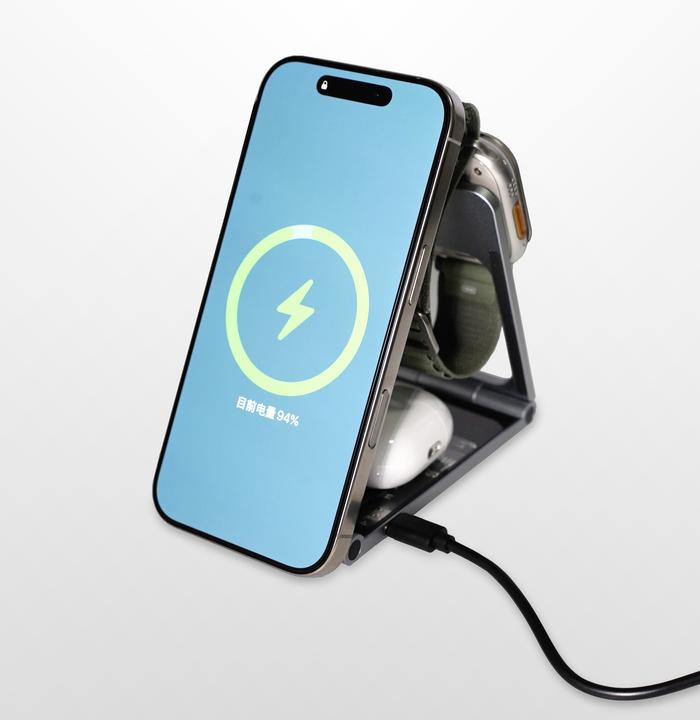 Actual product image Deltaco 3-in-1 wireless charger 18W faltbar (18 W)