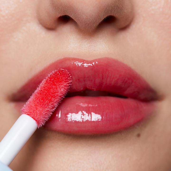 Actual product image Fleeky Plumpy Lip Gloss - Moisturising care with volume effect (5 ml)