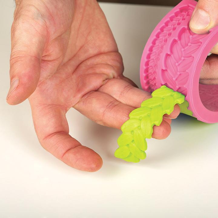 Produktbild Pavoni Herzkette Silikonprägeform
