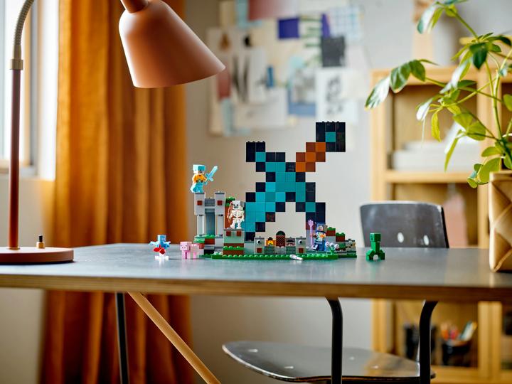Produktbild LEGO Der Schwert-Aussenposten (21244, LEGO Minecraft)