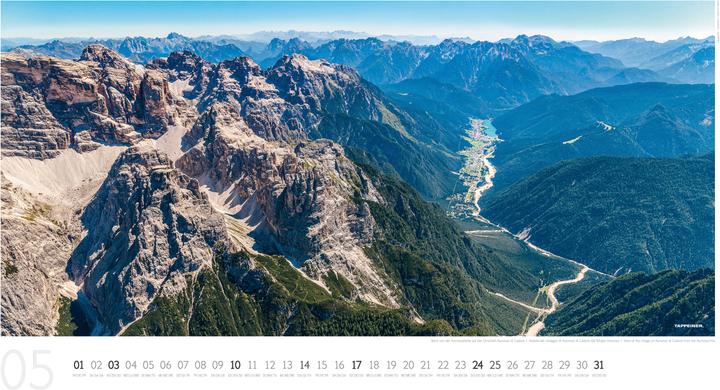 Produktbild Luftbildkalender Dolomiten 2026 (Harter Einband, Deutsch, Französisch, Englisch, Italienisch)