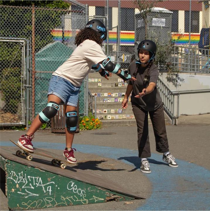 Produktbild Triple 8 Saver Series 3-Pack Skate like a Girl (S, Protektorenshorts)