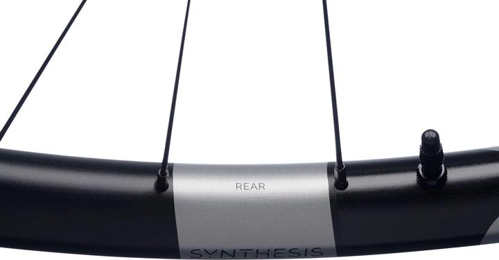 Actual product image Crankbrothers Synthesis Aluminium 2.0 DH BOOST I9 101 RW, 27.5", 157x12mm, Shimano HG, silver (Wheelset, 27.5")